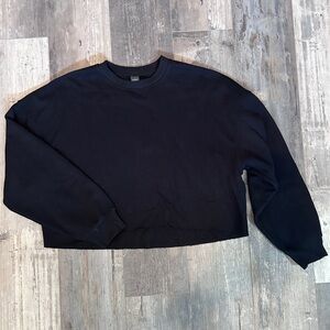 Wild Fable Black Cropped Sweatshirt